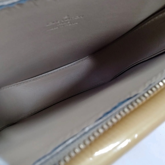 LOUIS VUITTON Monogram Vernis Mott - Picture 9 of 15